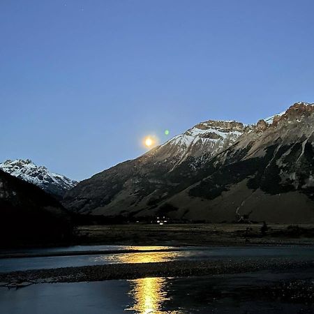 Camping Rio De Las Vueltas Эль-Чальтен Экстерьер фото