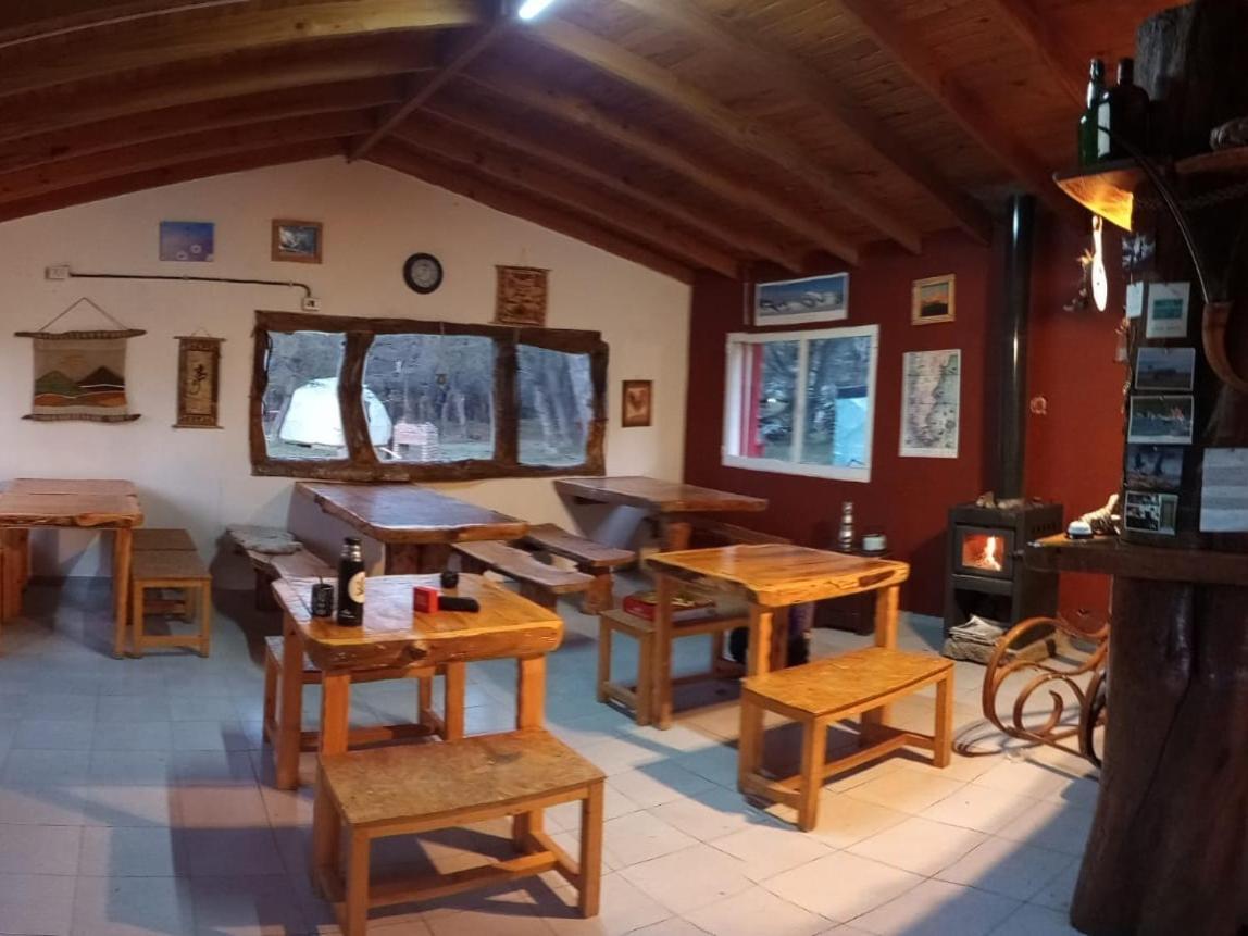 Camping Rio De Las Vueltas Эль-Чальтен Экстерьер фото